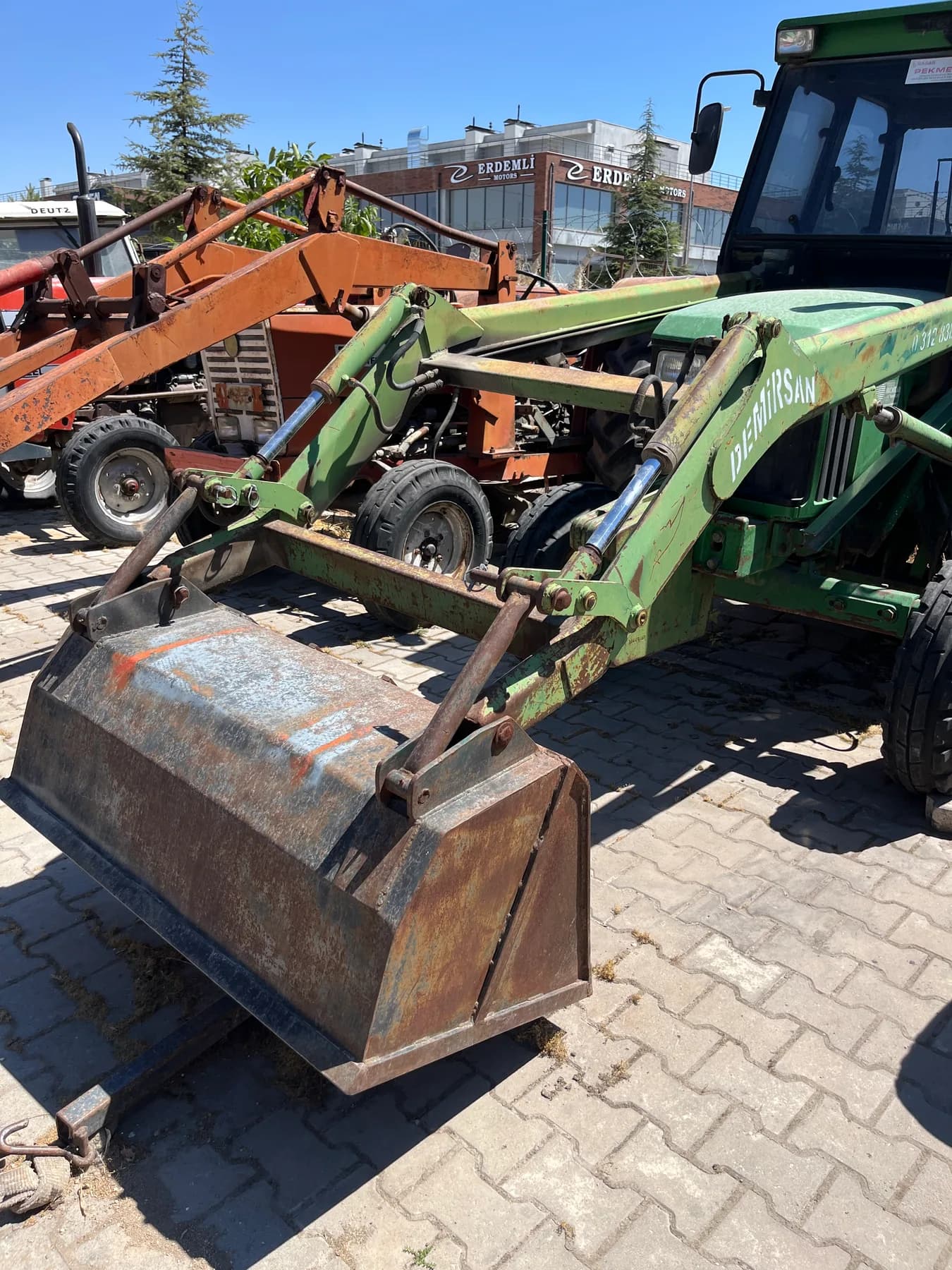 John Deere 5403 Kepçeli - 4