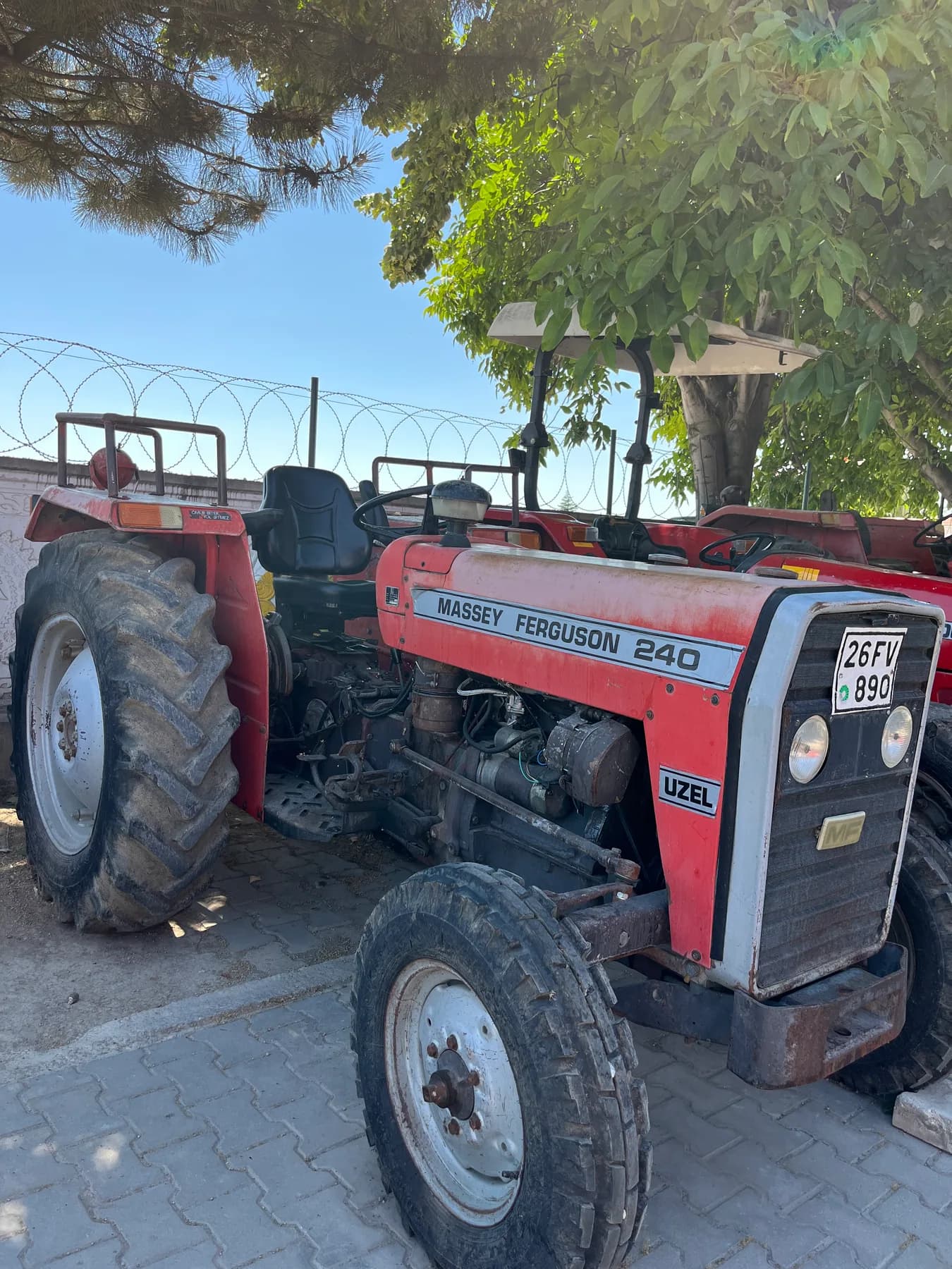 Massey Ferguson 240 - 3