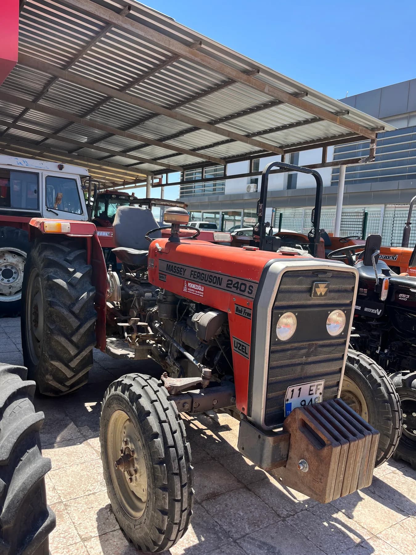 Massey Ferguson 240S - 4