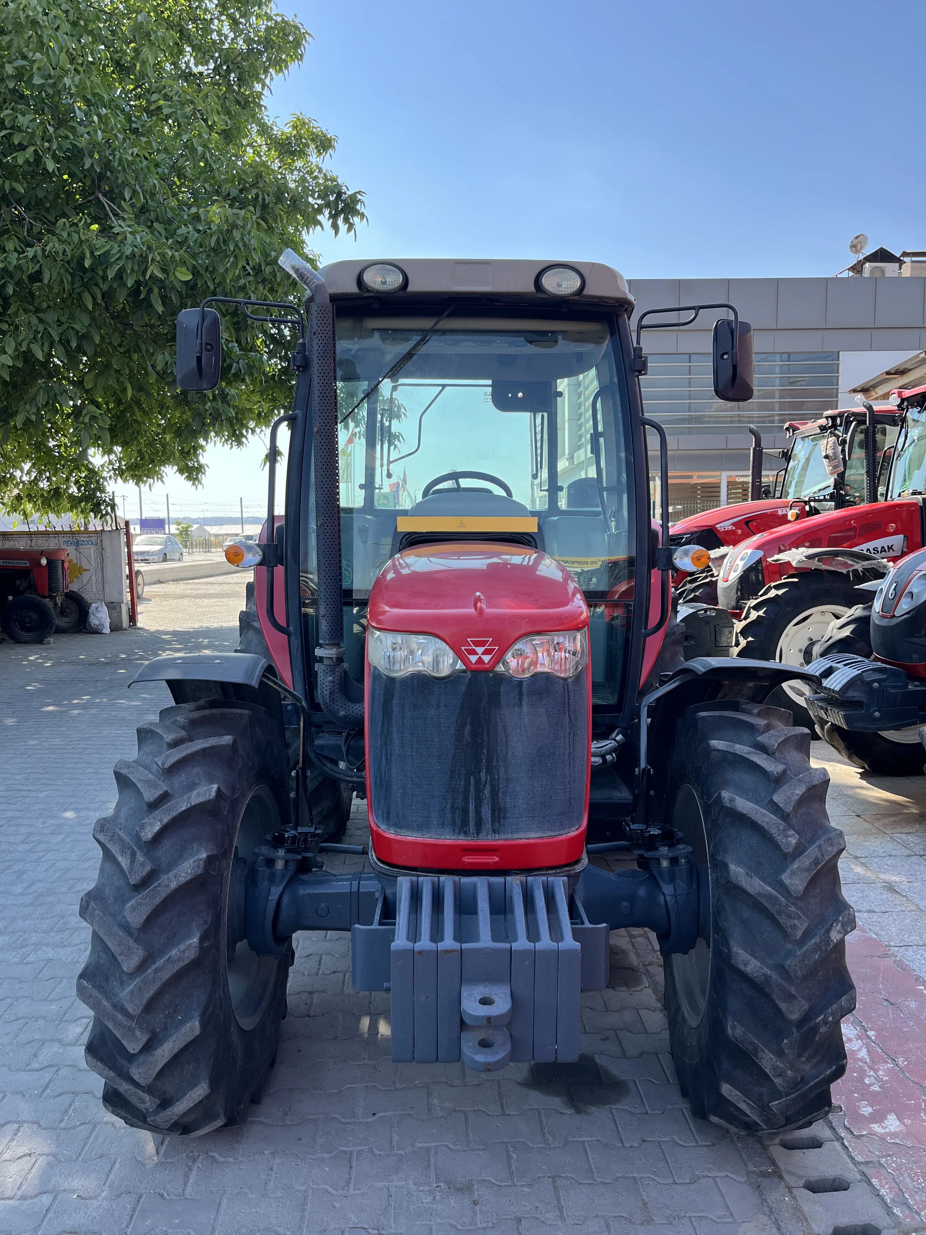 Massey Ferguson 2635 - 5