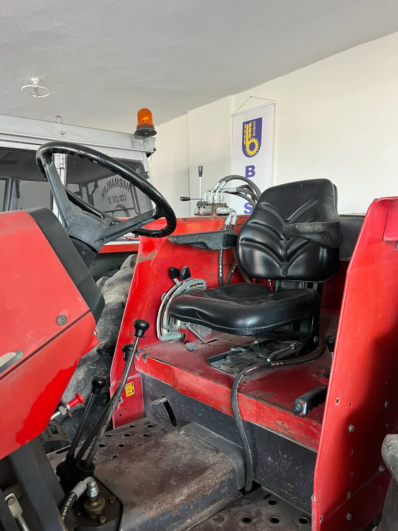 Massey Ferguson 398 - 3