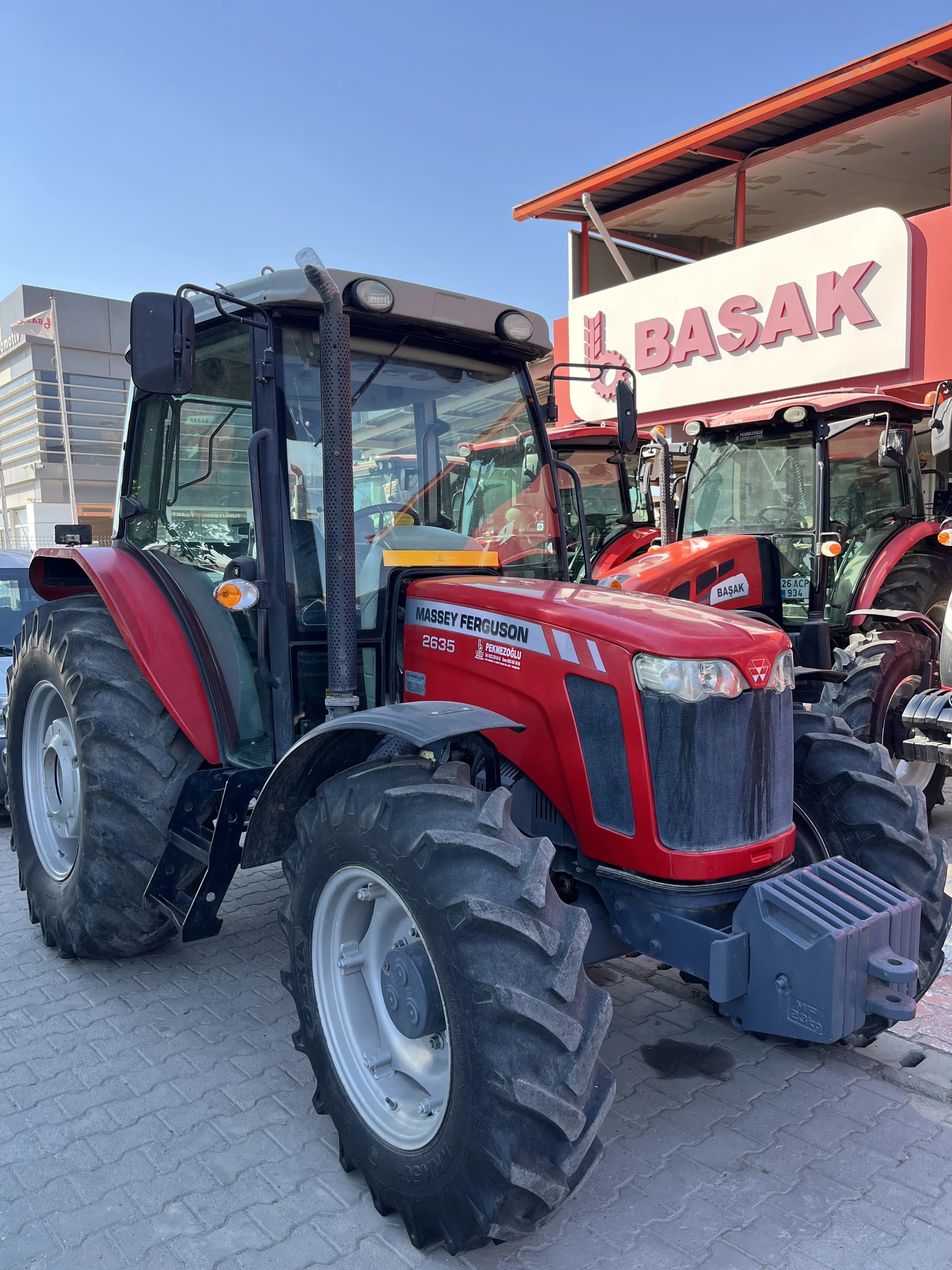 Massey Ferguson 2635 - 1