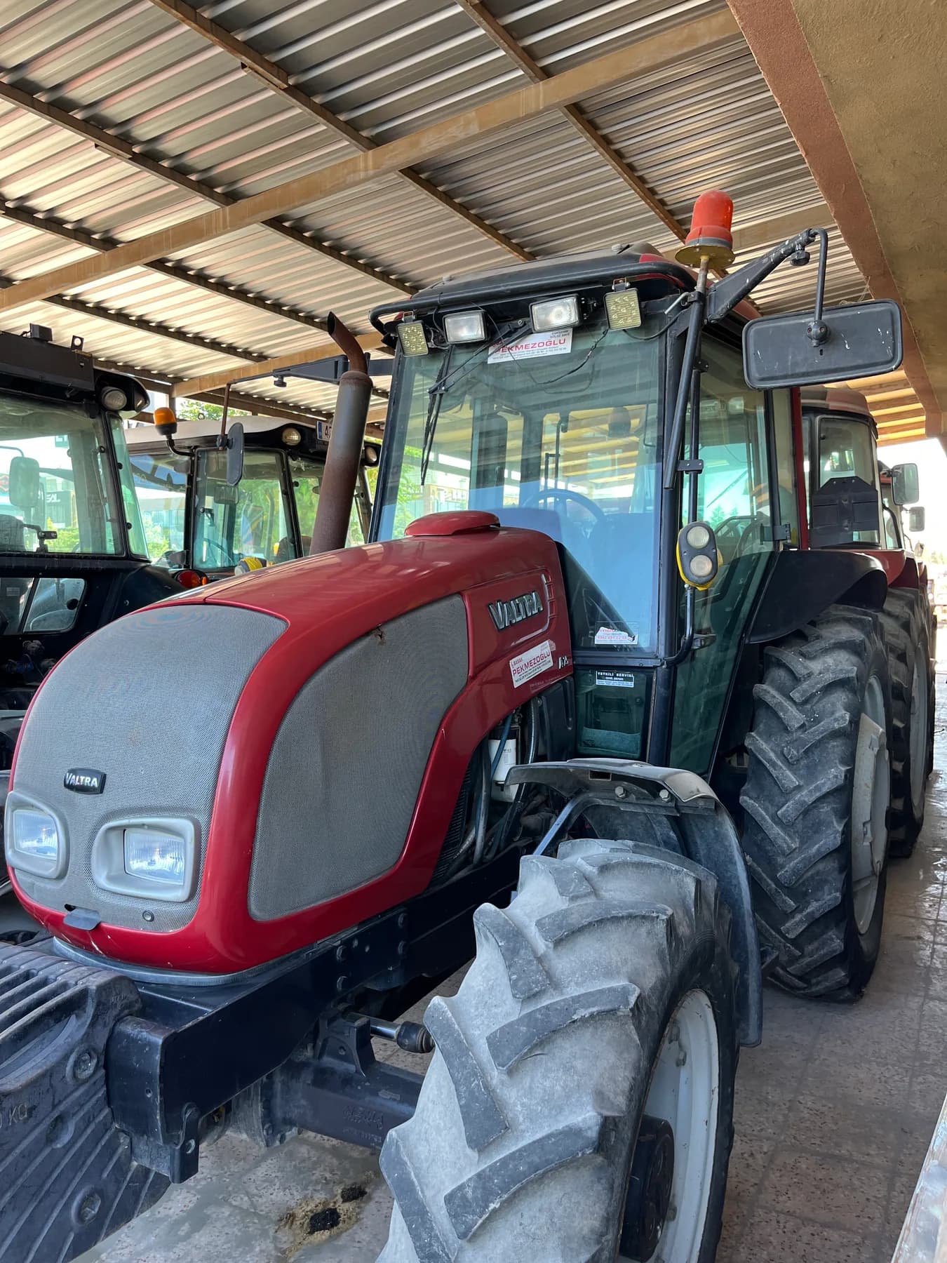 Valtra A75 - 1