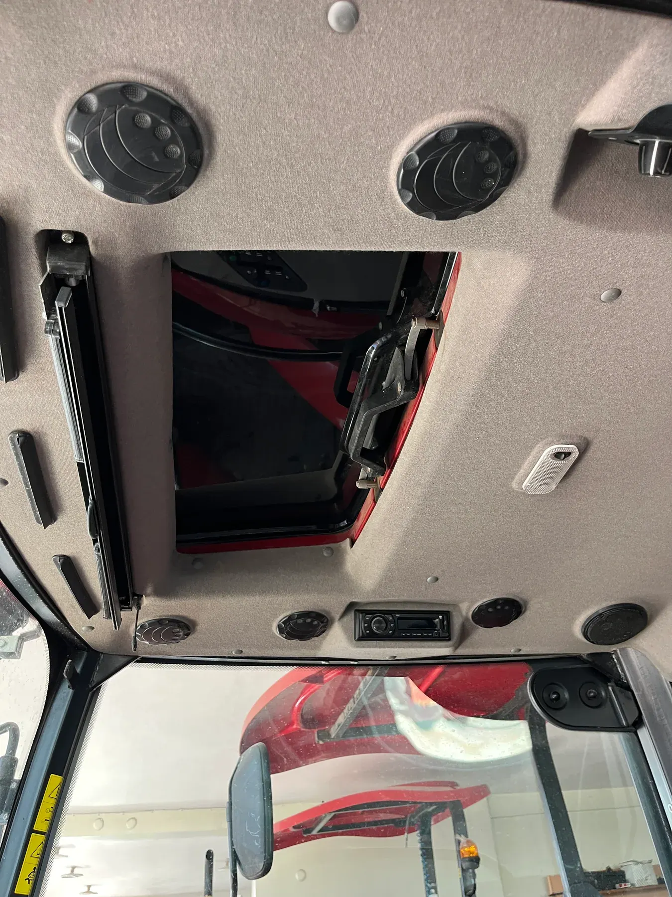 Case JX70E - 6