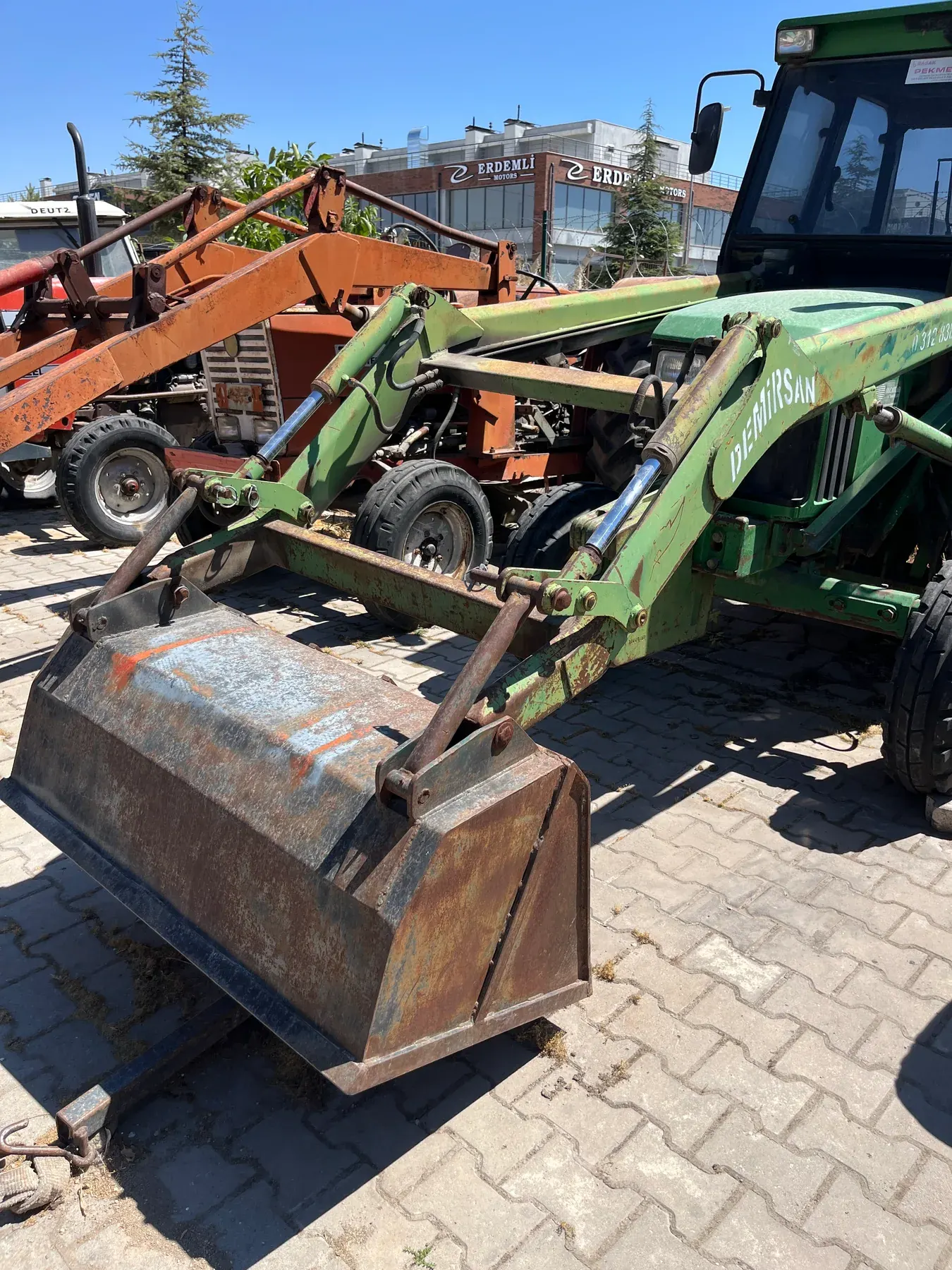 John Deere 5403 Kepçeli - 4