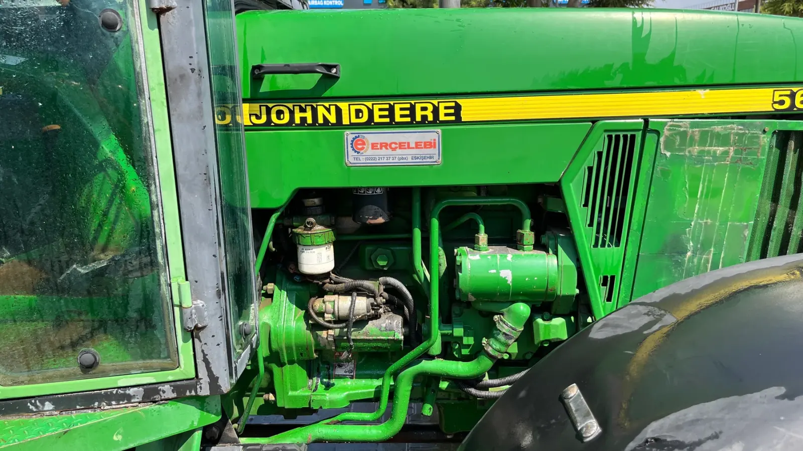 John Deere 5615 - 7