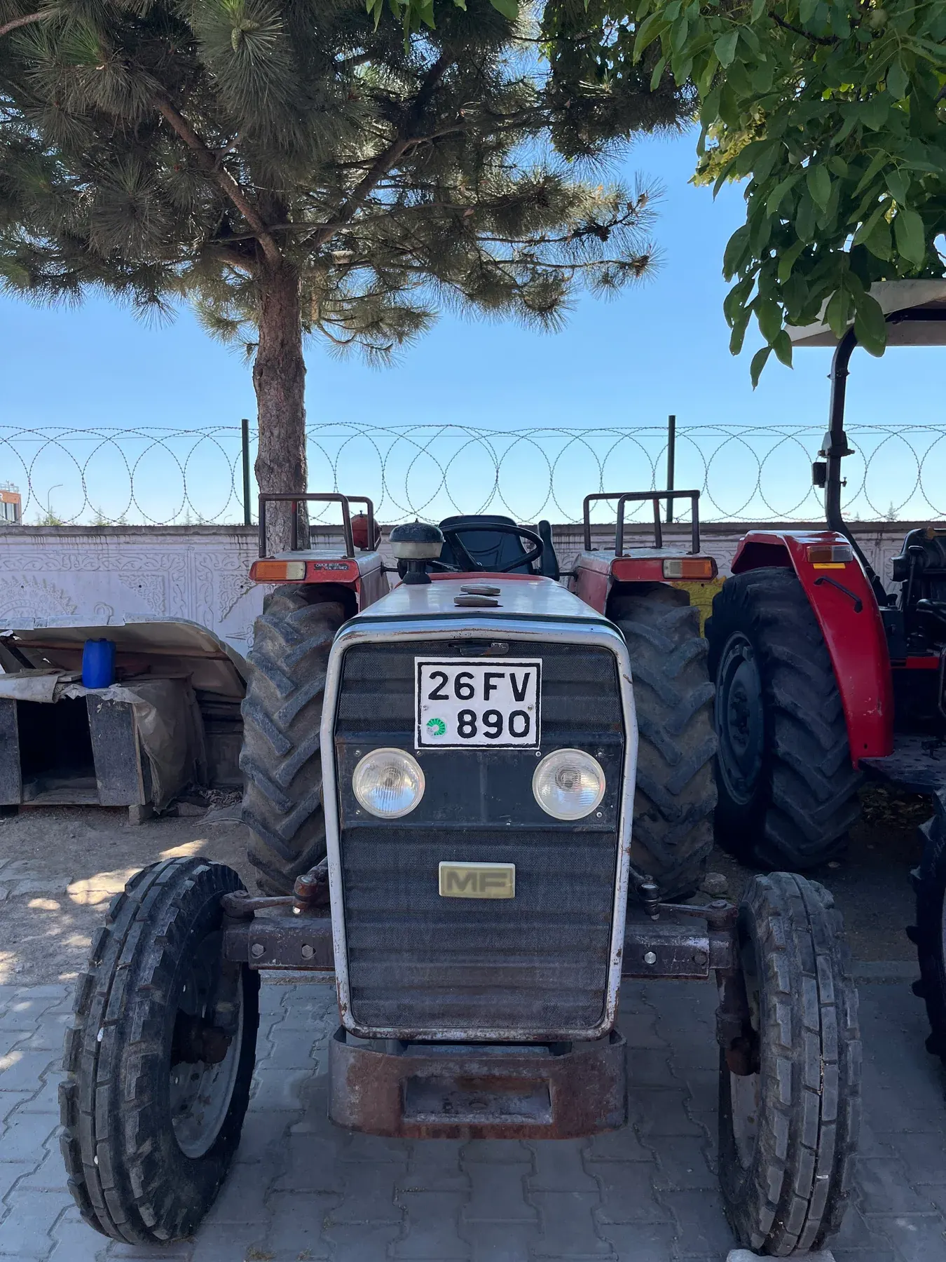 Massey Ferguson 240 - 2