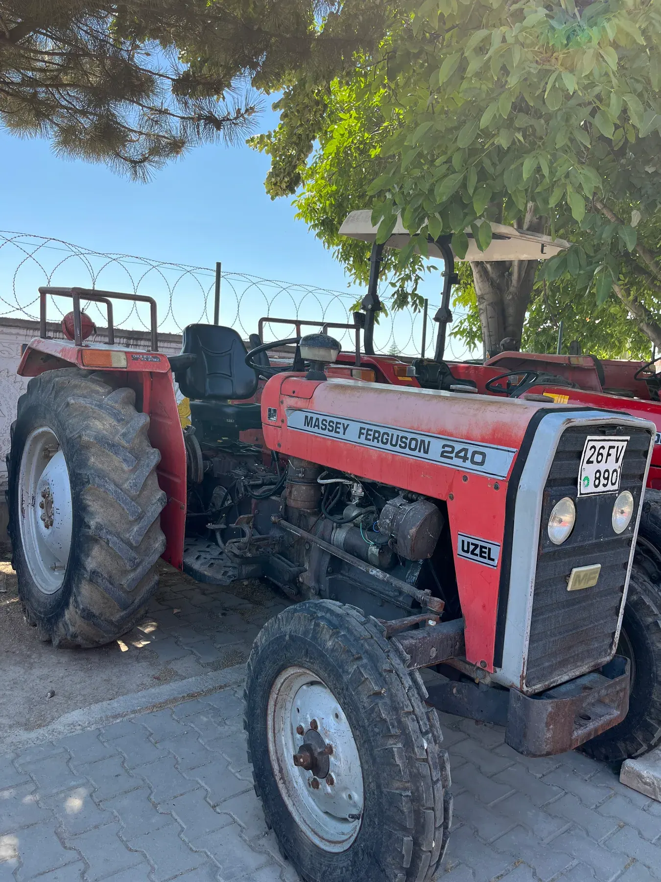Massey Ferguson 240 - 3