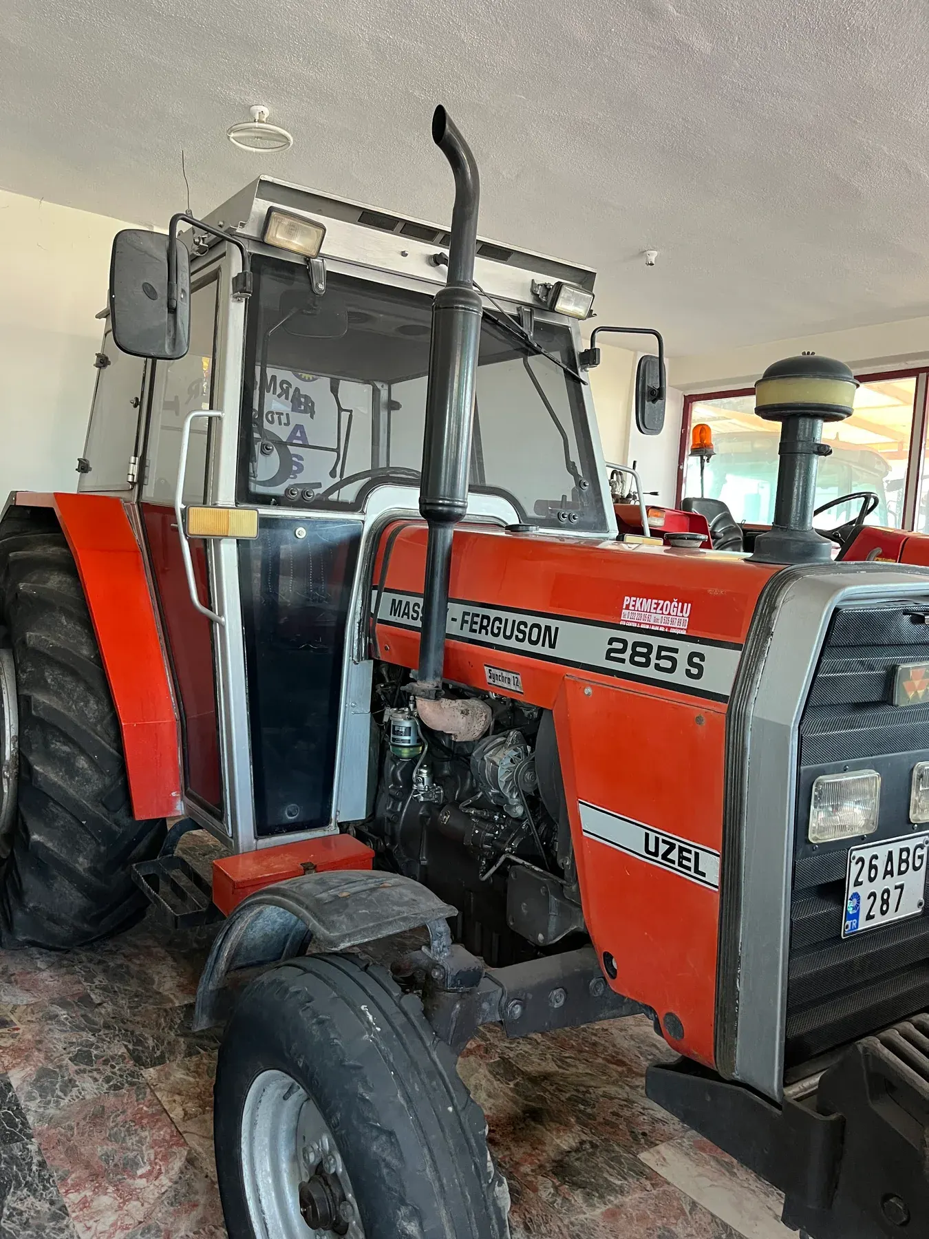 Massey Ferguson 285S