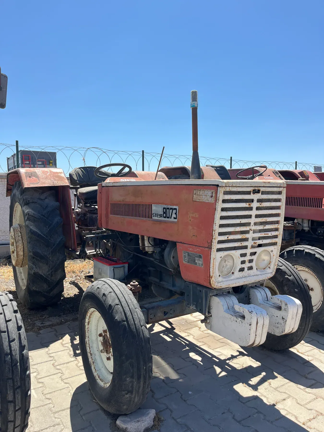 Steyr 8073 - 3