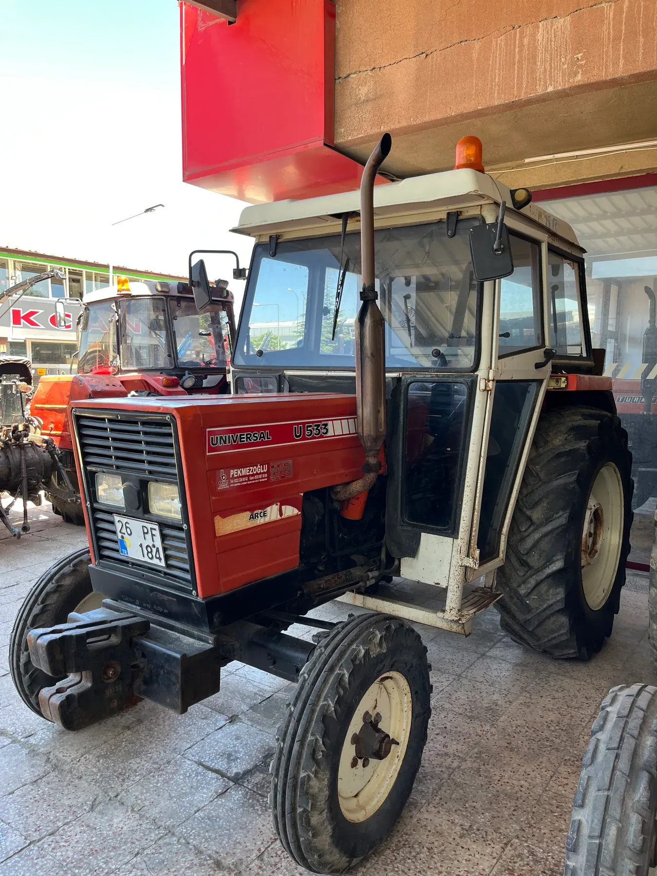 Universal 530 - 3