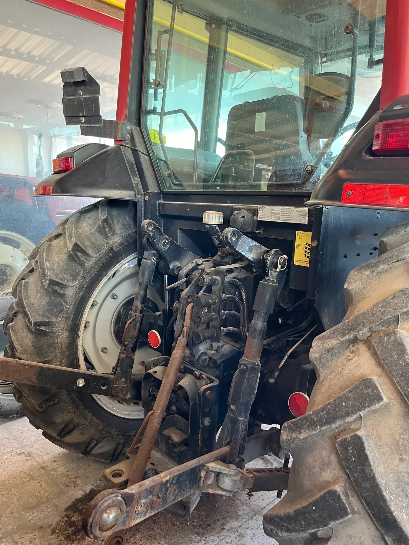 Valtra A75 - 4